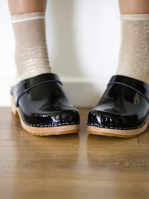 קבקבי עץ שחור לק