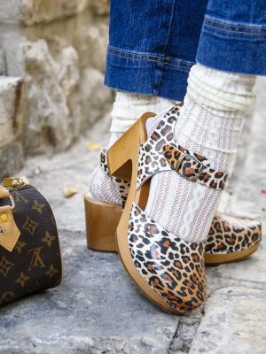 קבקבי עץ דגם בובה מנומר