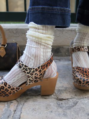 גרביים סרוגים