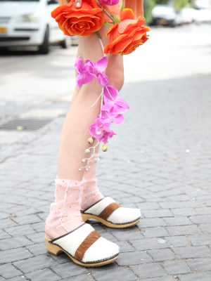 כפכפי עץ פרה