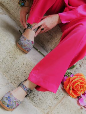 קבקבי עץ בובה ART