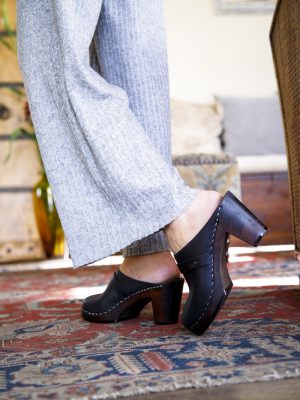 קבקב שחור גבוה במיוחד