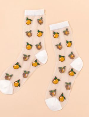 גרביים עם לימונים