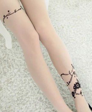 גרביון קעקוע תייל