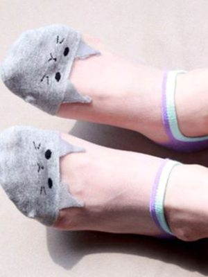 גרביים עם חתול מתוק אפור