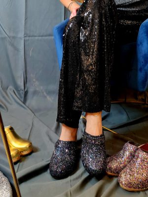 קבקבי עץ נוצצים פנטזי סגול-שחור עקב גבוה