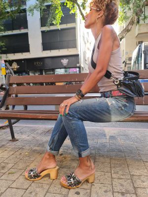 כפכפי קייט פרחוניים