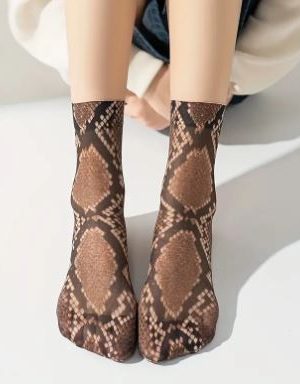 גרביים בטקסטורת נחש