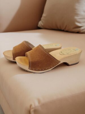 קבקבים פתוחים דגם מייגן קאמל