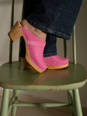 כפכפי עץ ורוד נובוק פוקסיה